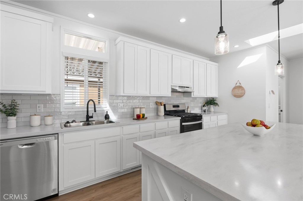 3107 N San Gabriel Boulevard 7