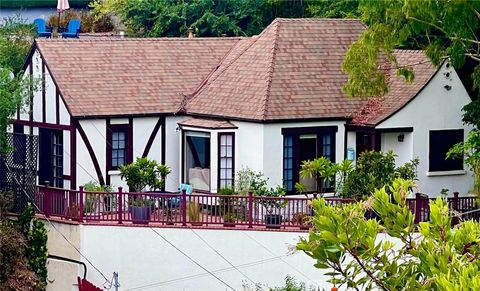 Photo of 641 Canyon Drive, Glendale, CA 91206 (MLS # GD25150933)