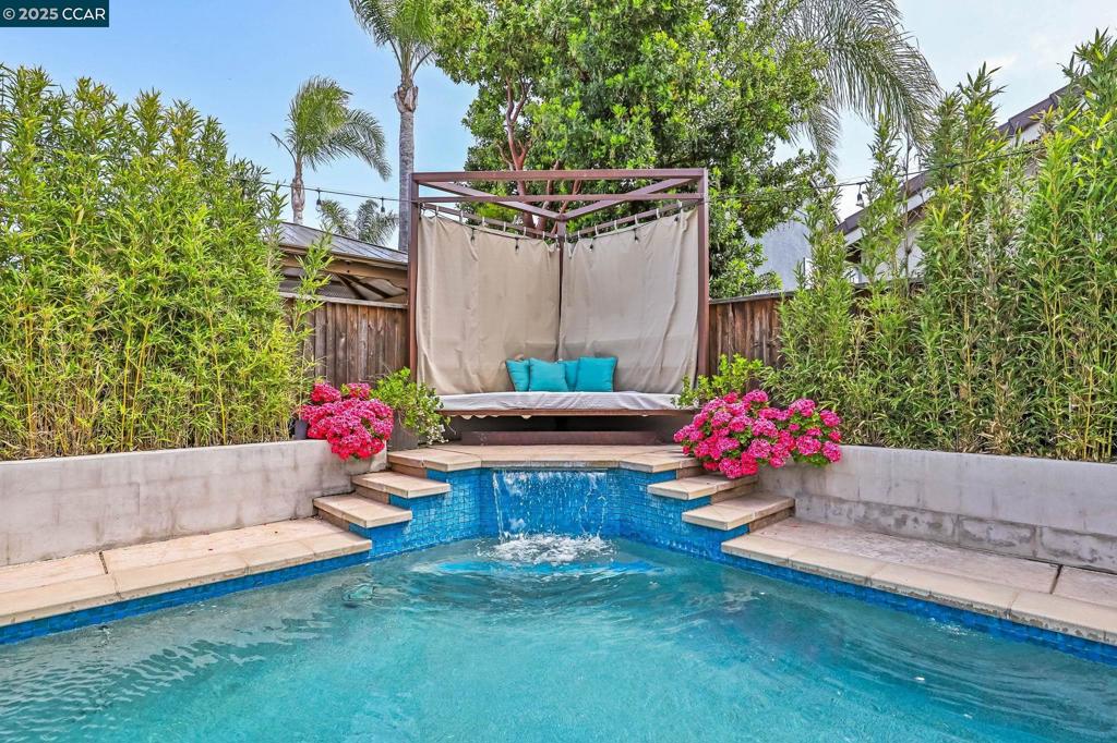 OAKLEY - Residential