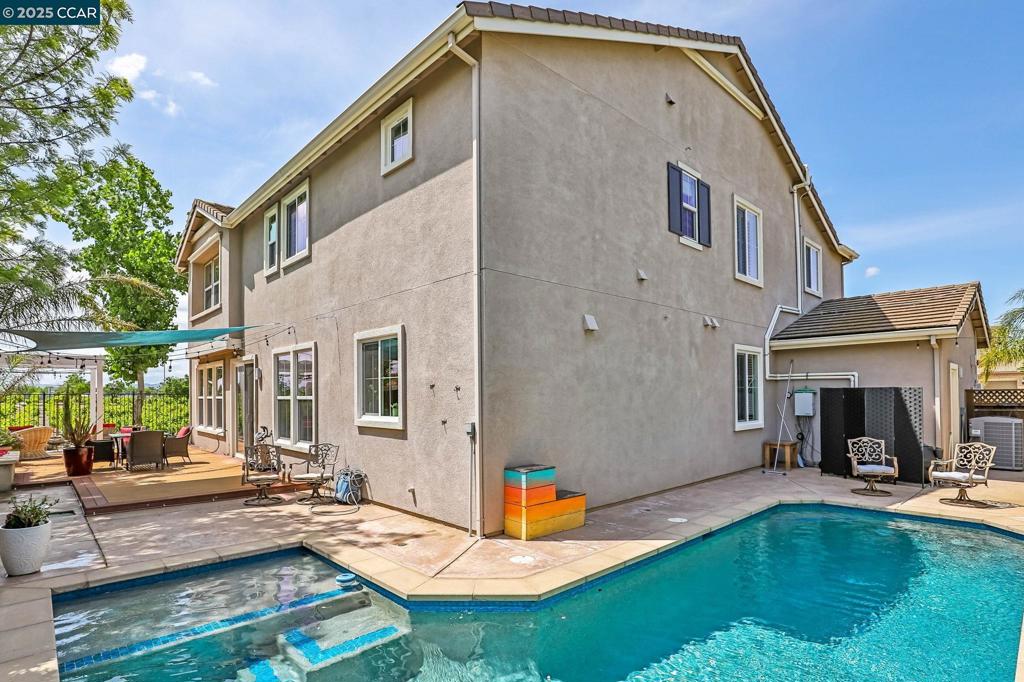 OAKLEY - Residential