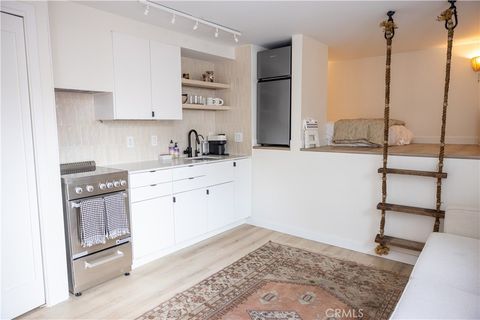 Photo of 160 Avenida Florencia #C, San Clemente, CA 92672 (MLS # OC26021637)