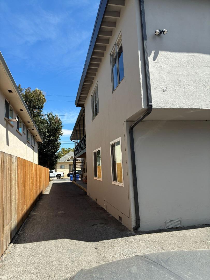 433 S 7th Street