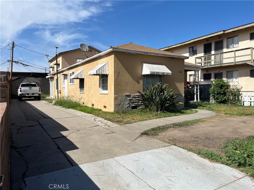 105 E Pomona Street