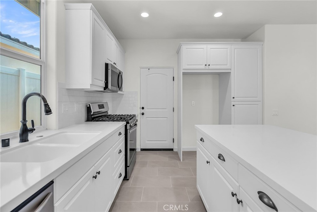 7420 Desert Sky Drive