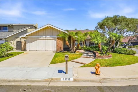 MLS: OC26179602