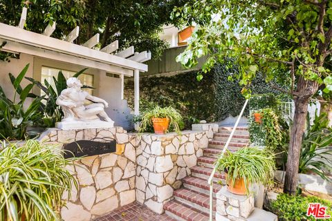 Photo of 1323 N Olive Drive #39B, West Hollywood, CA 90069 (MLS # 26811001)