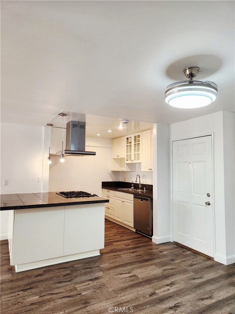 2599 Walnut Ave  #136