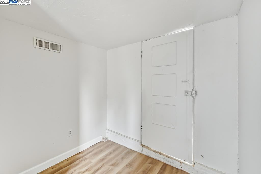 CASTRO VALLEY - Residential