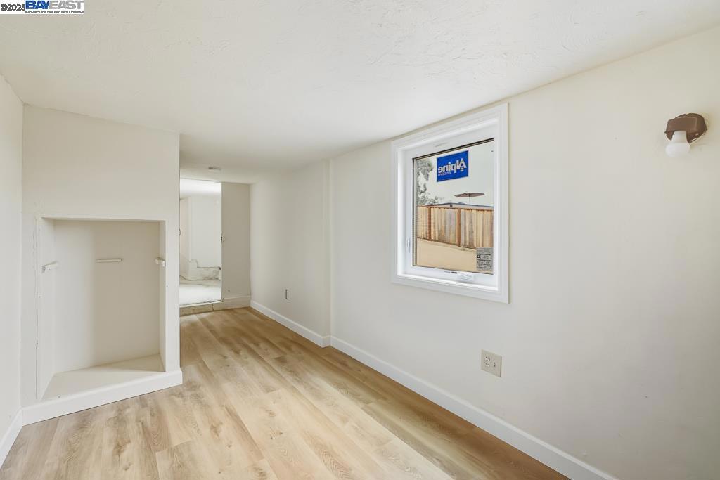 CASTRO VALLEY - Residential