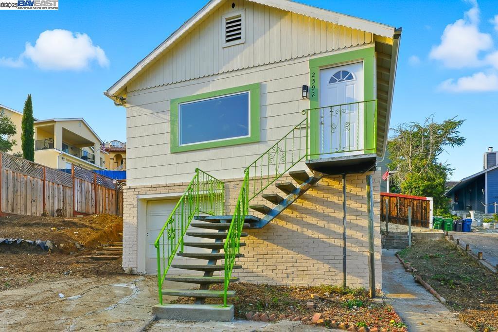 CASTRO VALLEY - Residential