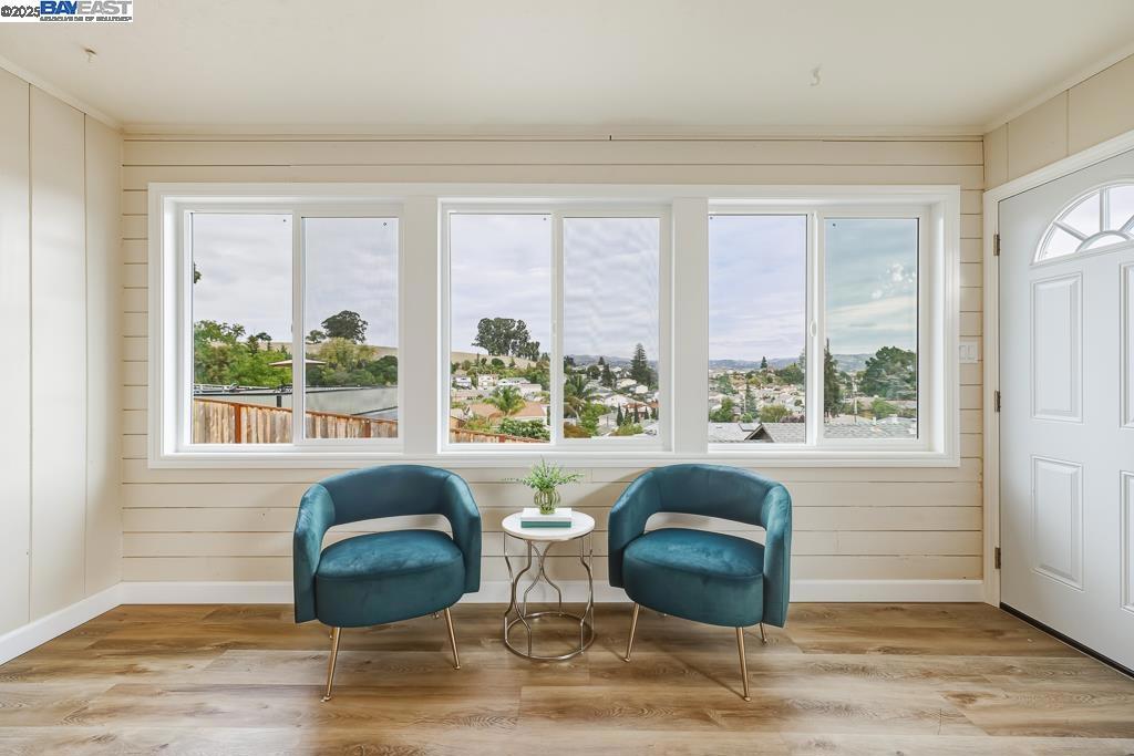 CASTRO VALLEY - Residential