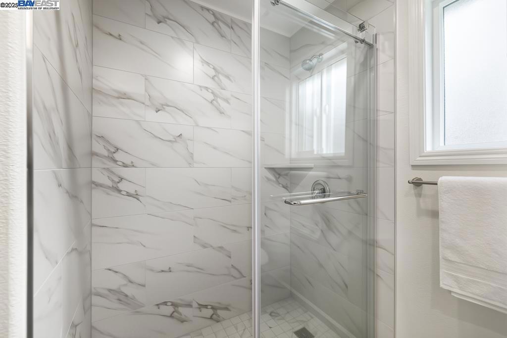 CASTRO VALLEY - Residential