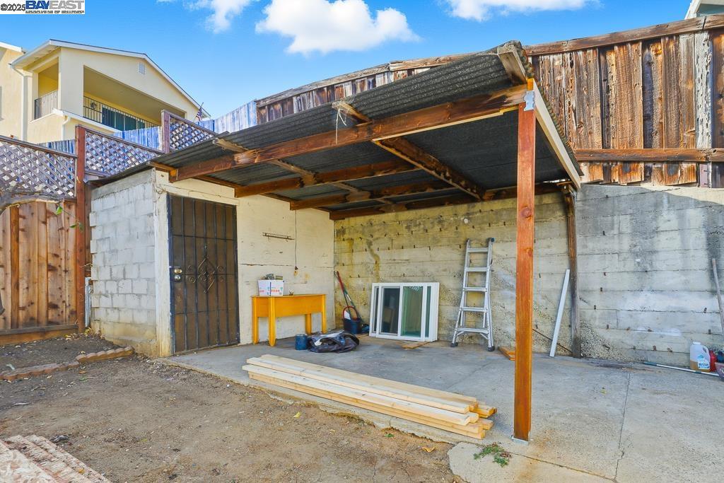 CASTRO VALLEY - Residential