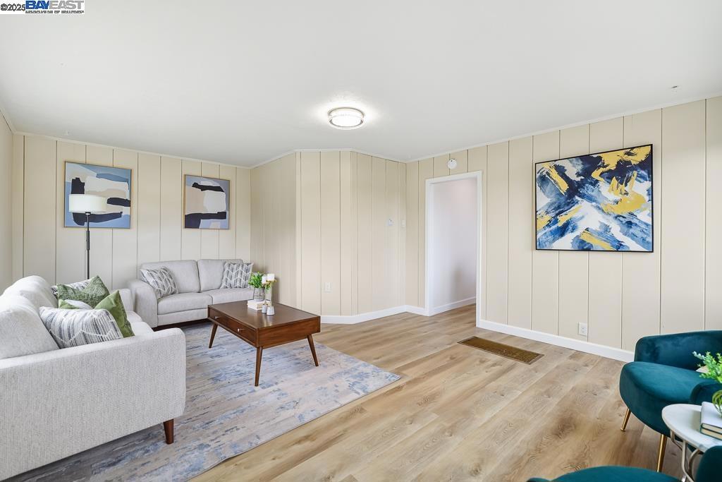 CASTRO VALLEY - Residential