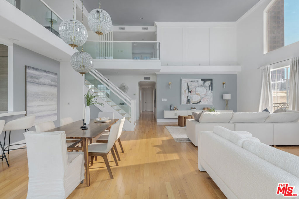 11723 Goshen Avenue 302