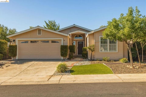 Photo of 12700 Red Maple Circle #42 CIR, Sonora, CA 95370 (MLS # 41148010)