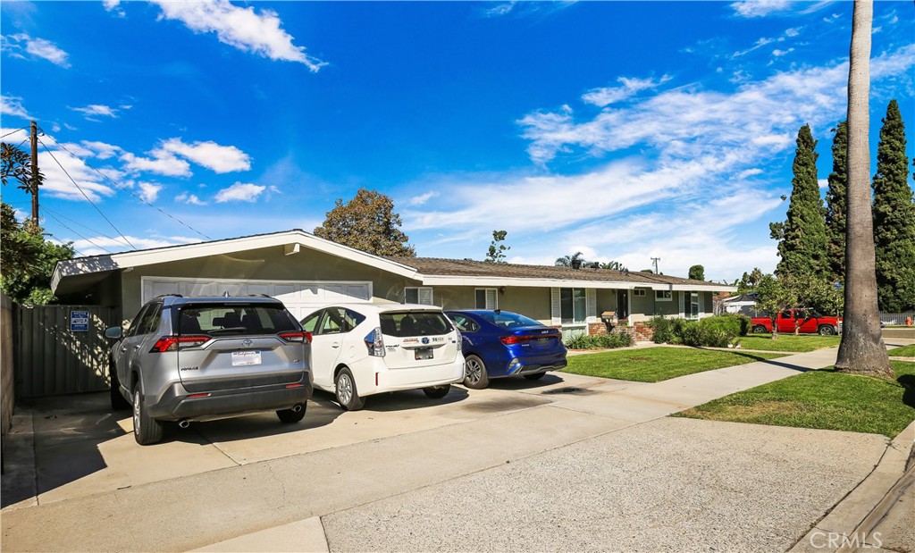 526 N Emerald Drive