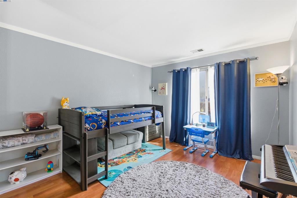 GARDENWOOD TER 1 - Residential