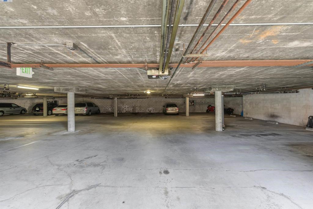 GARDENWOOD TER 1 - Residential