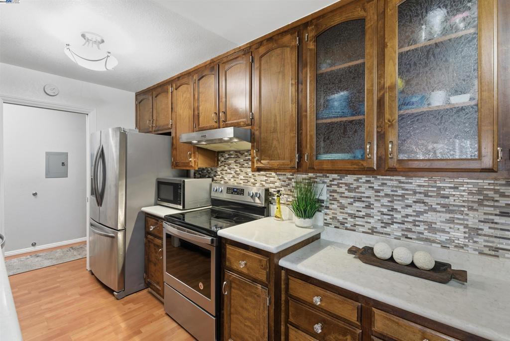 GARDENWOOD TER 1 - Residential