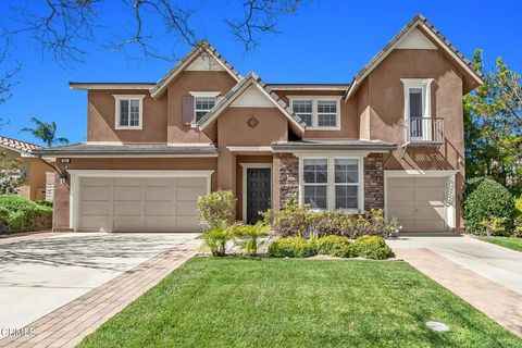 Photo of 821 Somera Court, Simi Valley, CA 93065 (MLS # P1-26292)