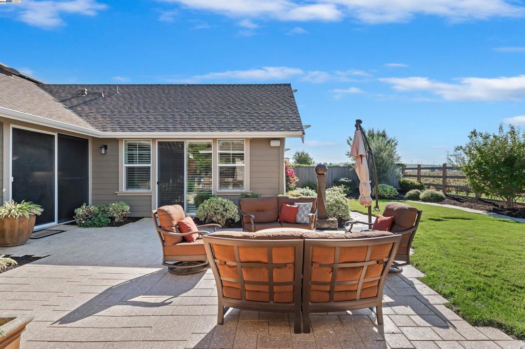 SOUTH LIVERMORE - Residential