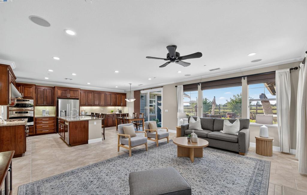 SOUTH LIVERMORE - Residential