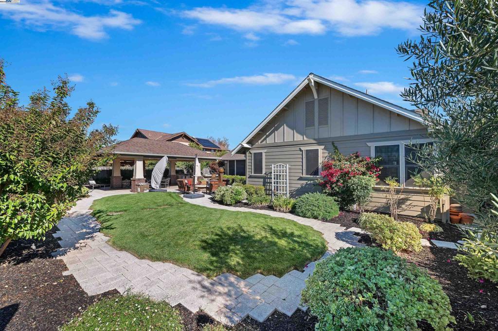 SOUTH LIVERMORE - Residential