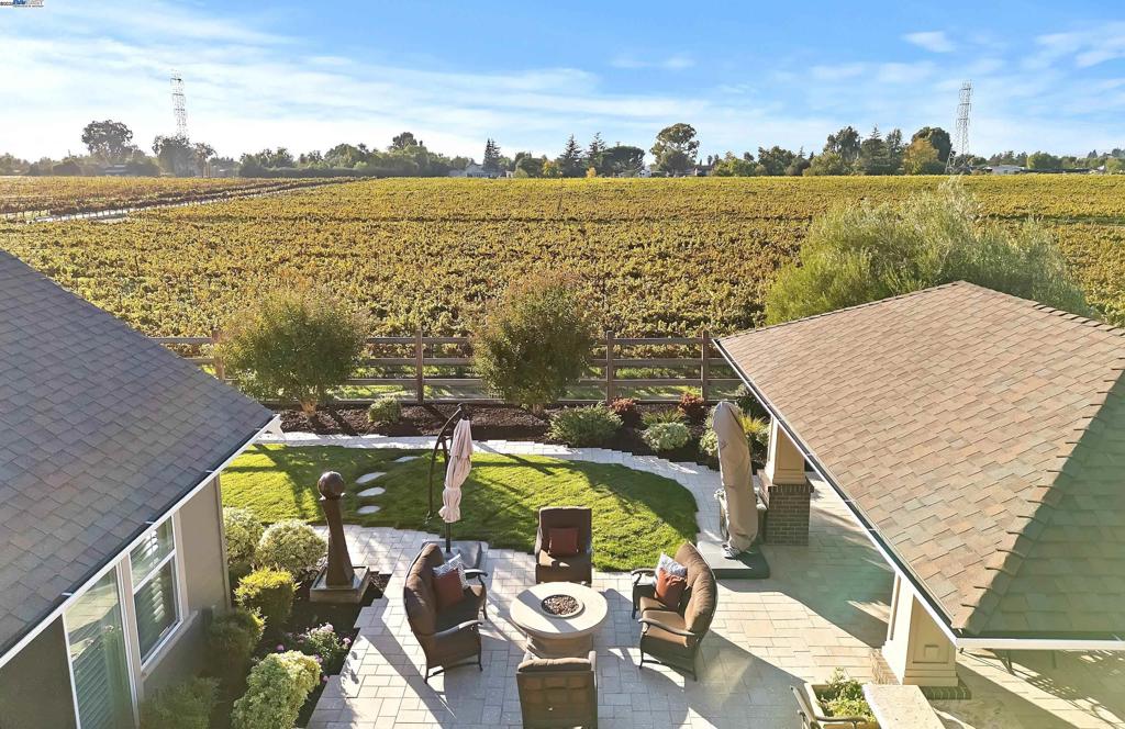 SOUTH LIVERMORE - Residential