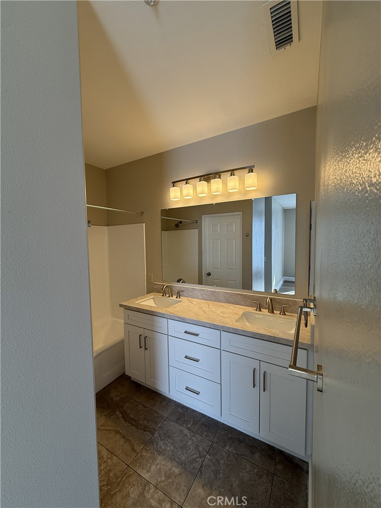 Corte Melina (CM) - Residential Lease