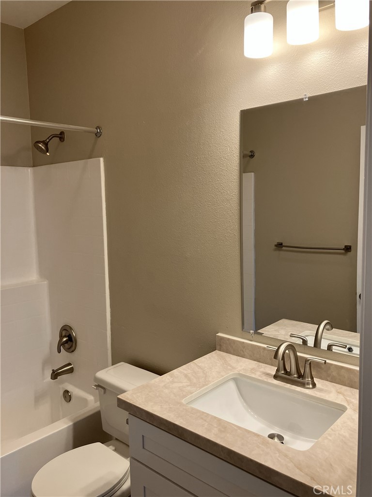 Corte Melina (CM) - Residential Lease