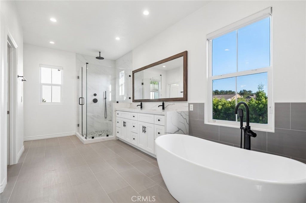 62 Logan, Irvine CA 92620 - Photo 28