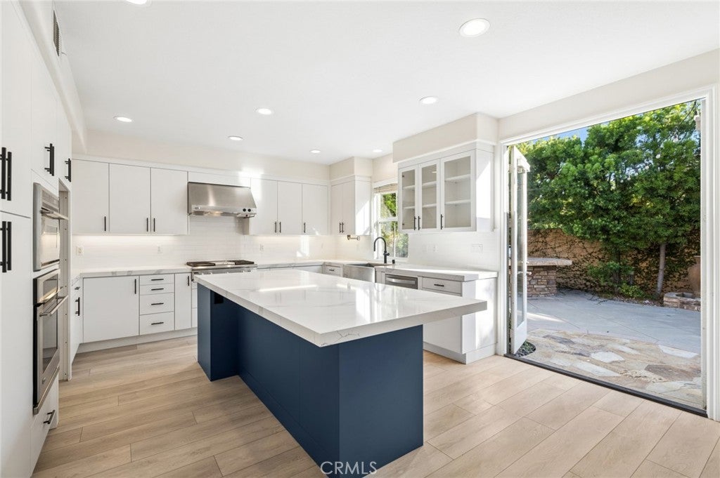 62 Logan, Irvine CA 92620 - Photo 8