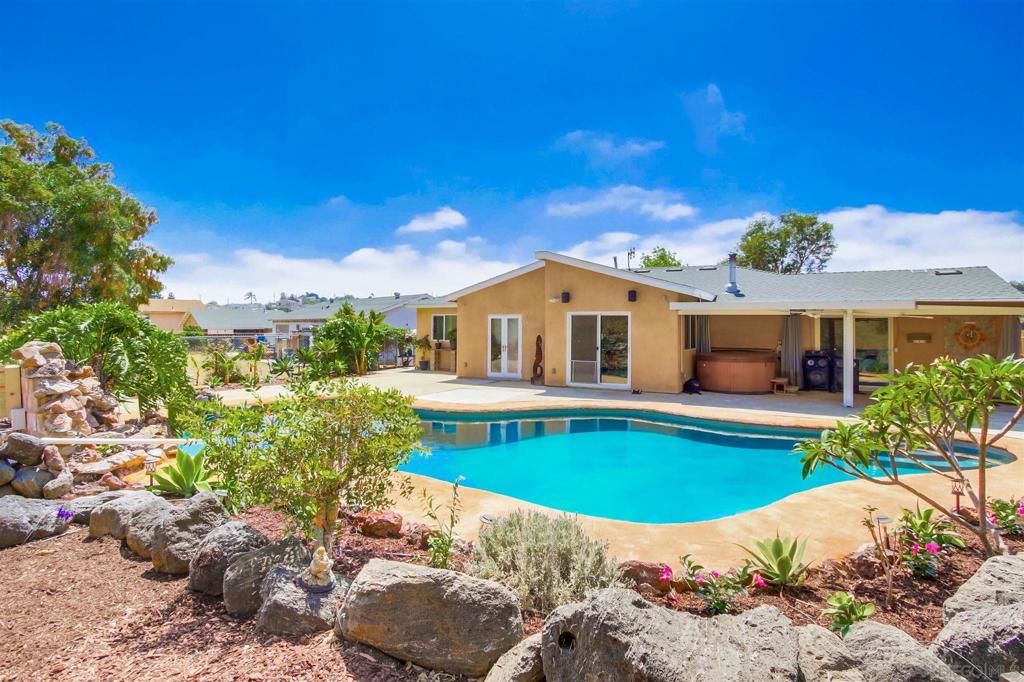 listing image 130729132217711426384