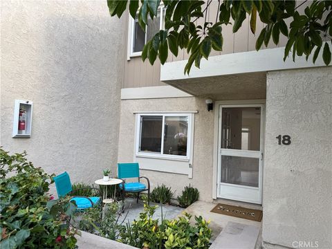 Photo of 18 Snapdragon #11, Irvine, CA 92604 (MLS # OC26151678)