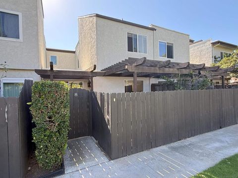 Photo of 9595 Easter Way Way #8, San Diego, CA 92121 (MLS # 250038235SD) Photo of 9595 Easter Way Way #8, San Diego, CA 92121 (MLS # 250038235SD)