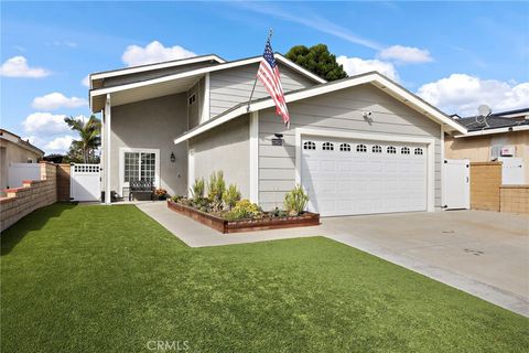 21825 Calabaza Mission Viejo CA 92691
