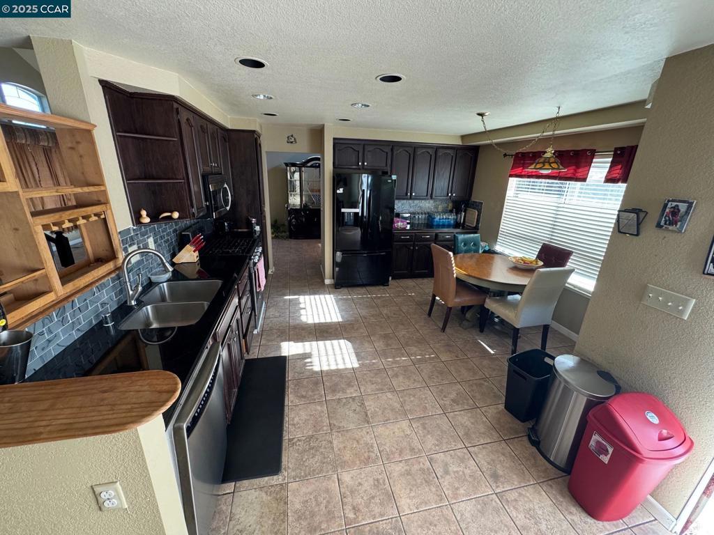 CA TERRACE - Residential