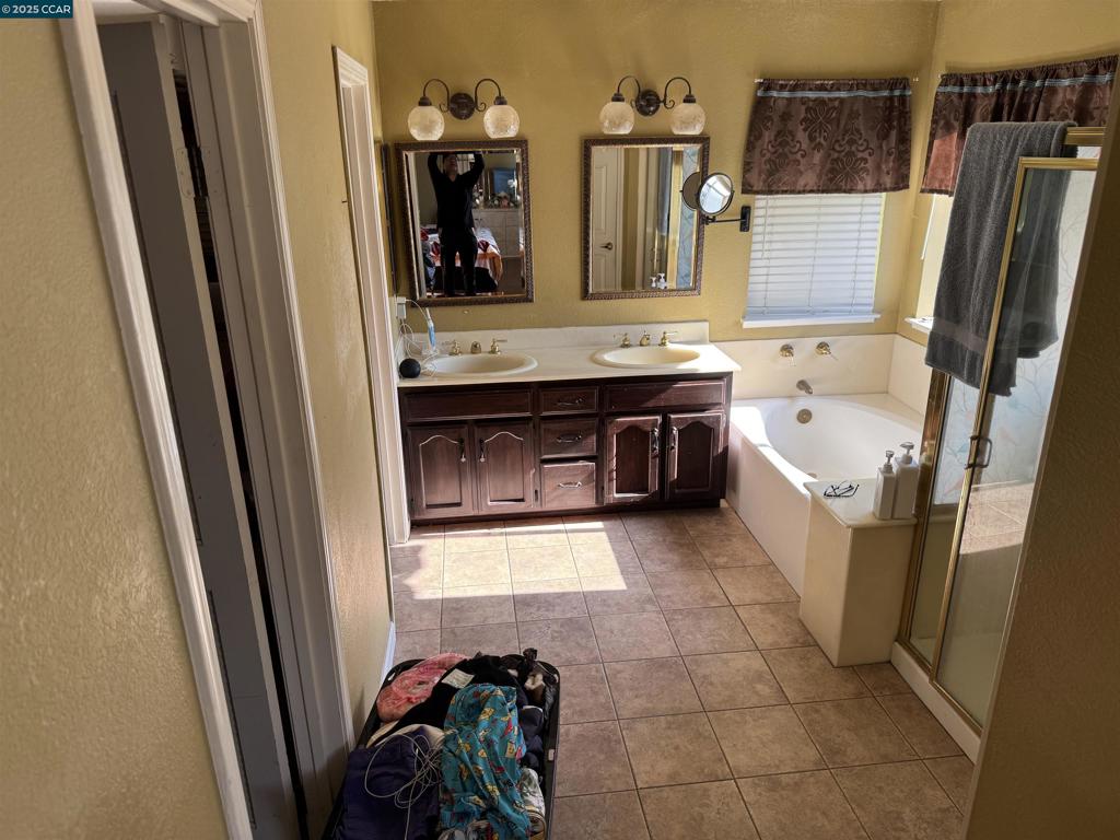 CA TERRACE - Residential