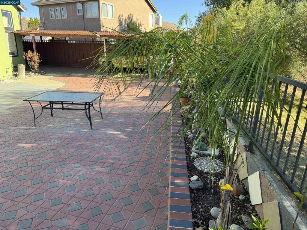 CA TERRACE - Residential