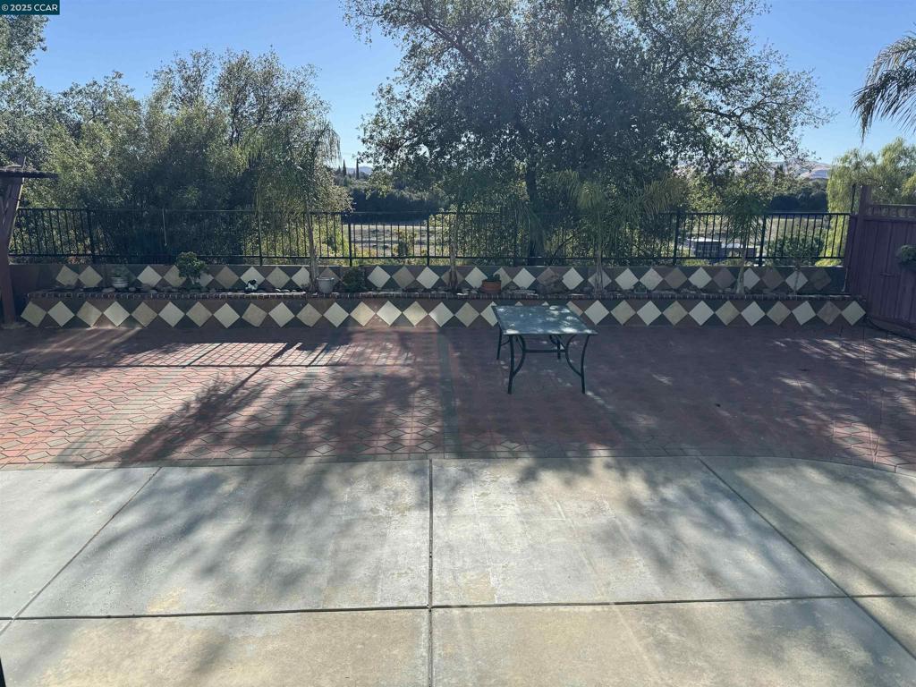 CA TERRACE - Residential