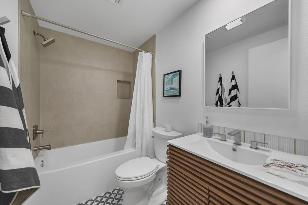 Ironwood Country Clu - Residential Lease