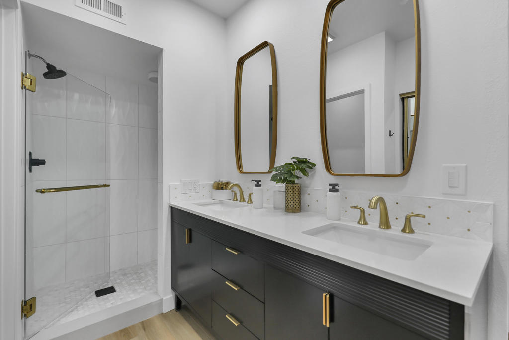 Ironwood Country Clu - Residential Lease