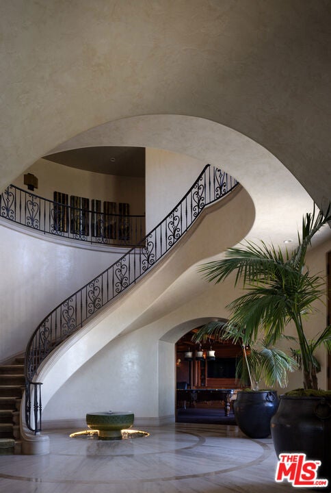 10066 Cielo Drive