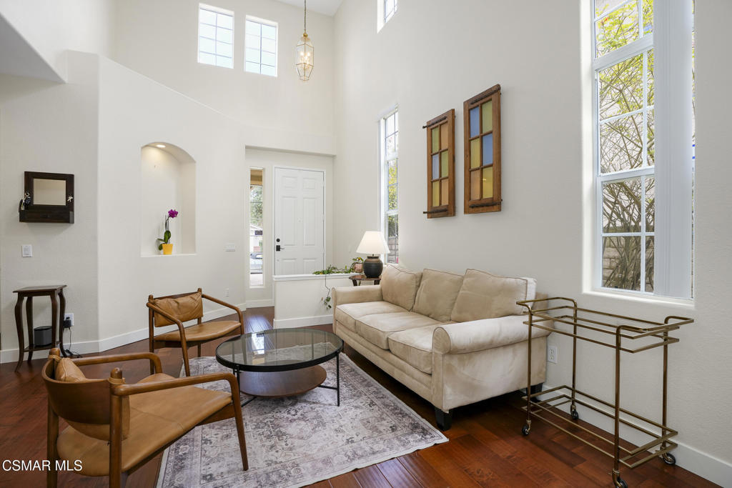 4322 Camino De La Rosa