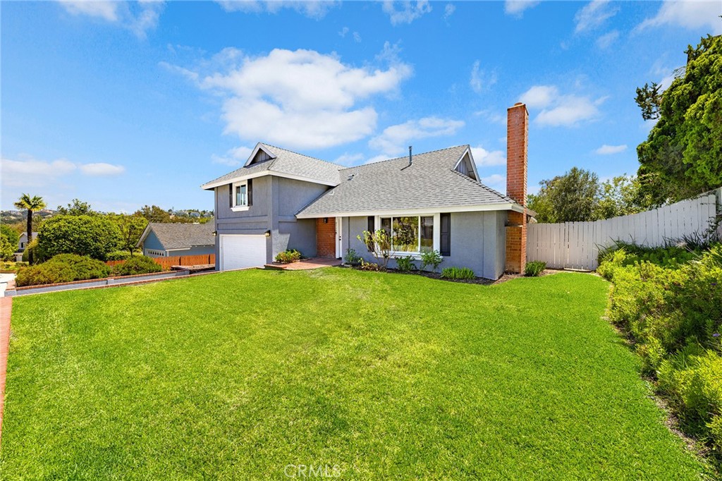 2115 Tierra Loma Drive