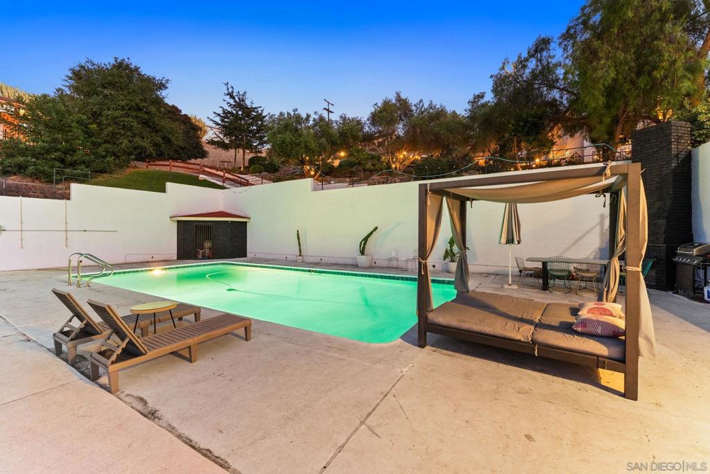 La Mesa - Residential