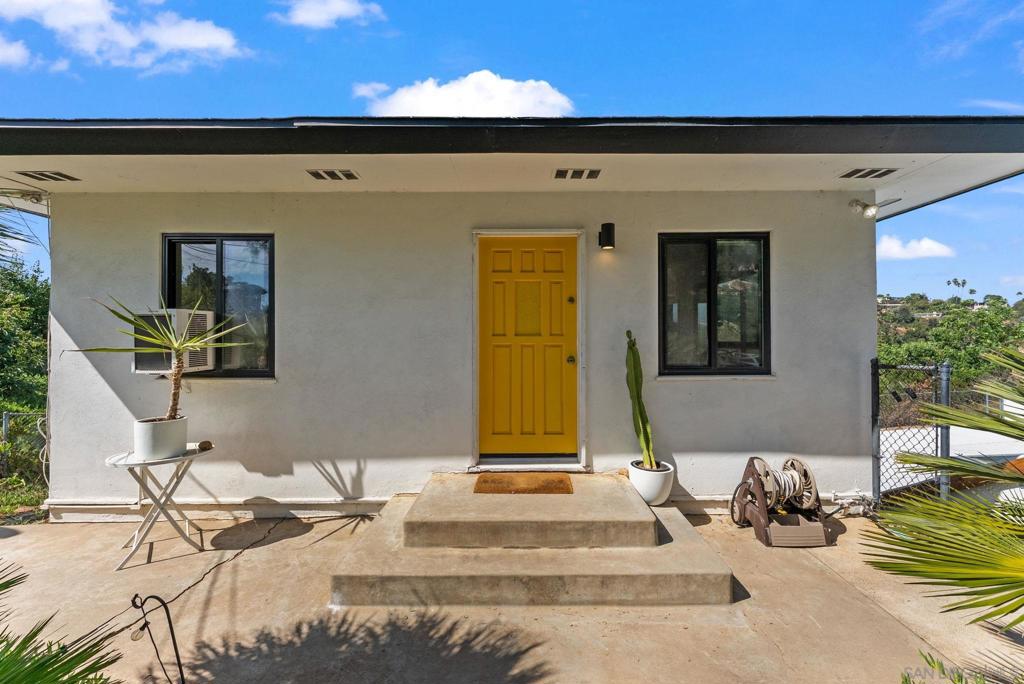 La Mesa - Residential