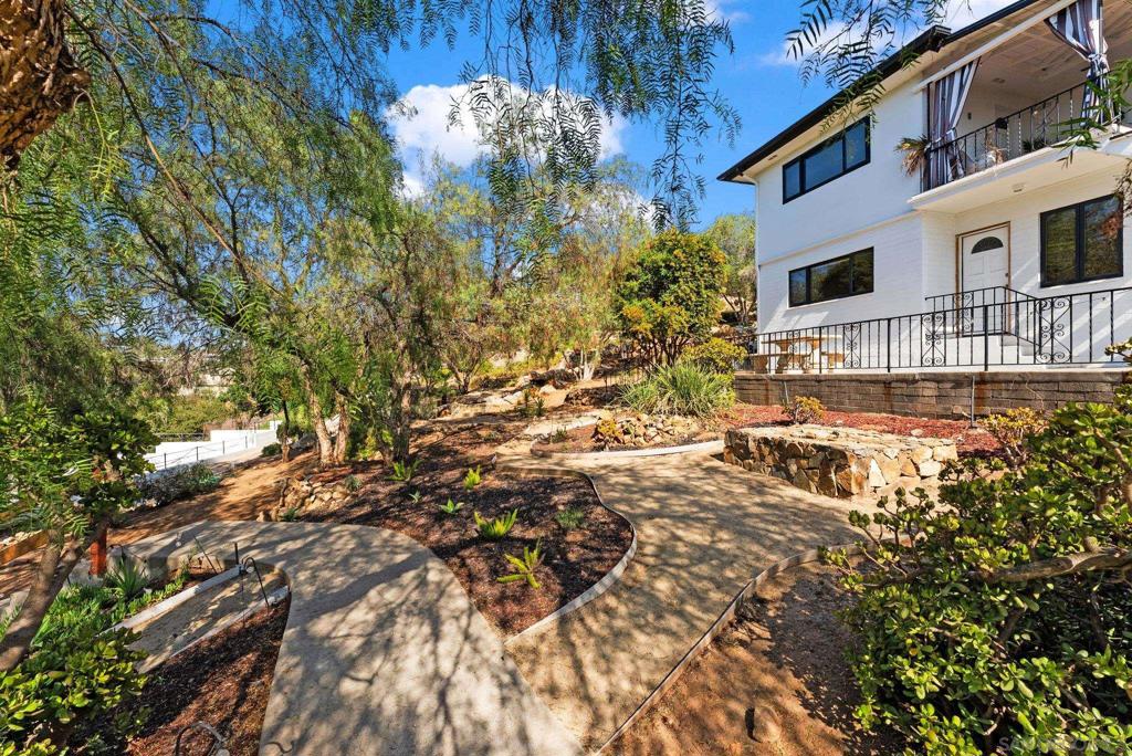 La Mesa - Residential