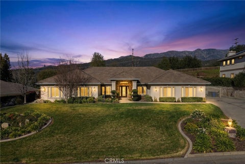 Photo of 37420 Wildwood View Dr, Yucaipa, CA 92399 (MLS # IG26195990)